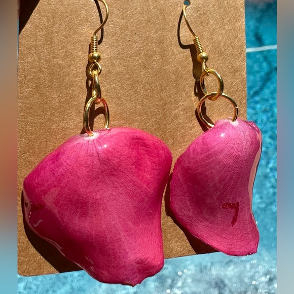 Original Pink Rose Petal Earrings with Gold Flake - Picture 4 of 5